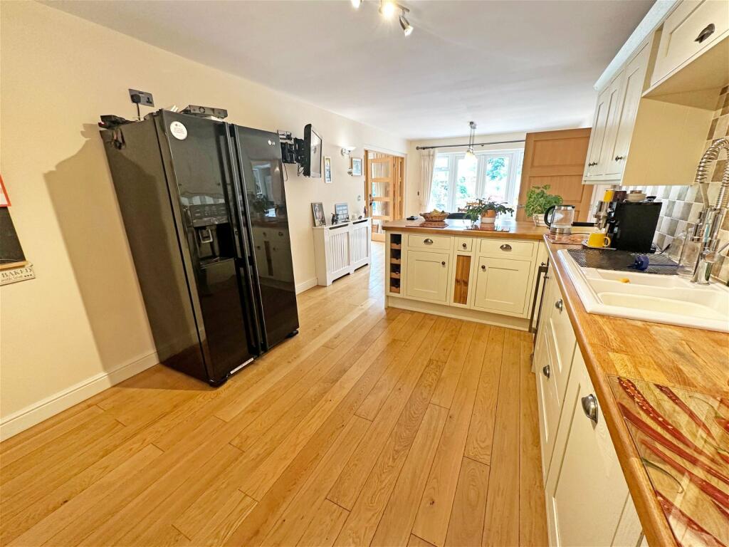 Additional image 16 of Malthouse Lane, Earlswood, Solihull, B94 5SD