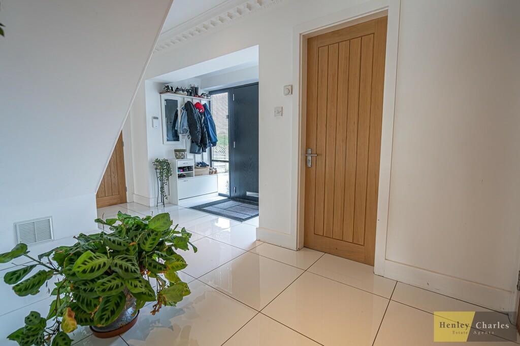 Additional image 10 of Inglewood Grove, Streetly, Sutton Coldfield