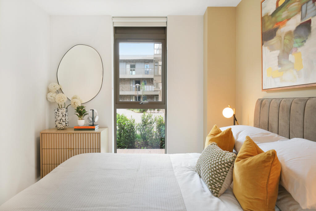 Additional image 9 of Guild Point