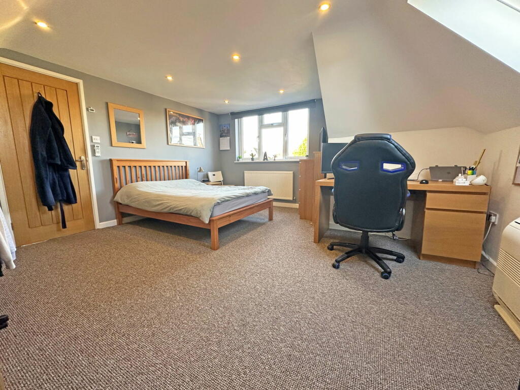 Additional image 9 of Yewhurst Road, Solihull, B91 1PN