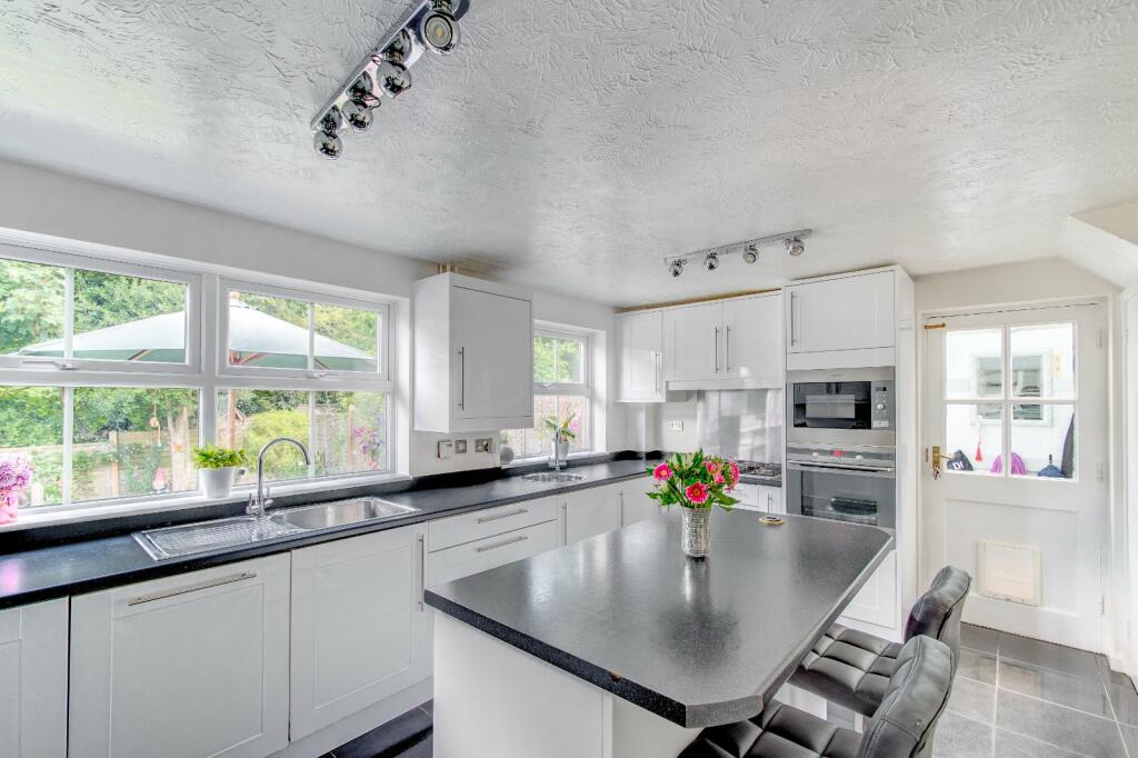 Additional image 22 of Reynard Close, Webheath, Redditch, Worcestershire, B97