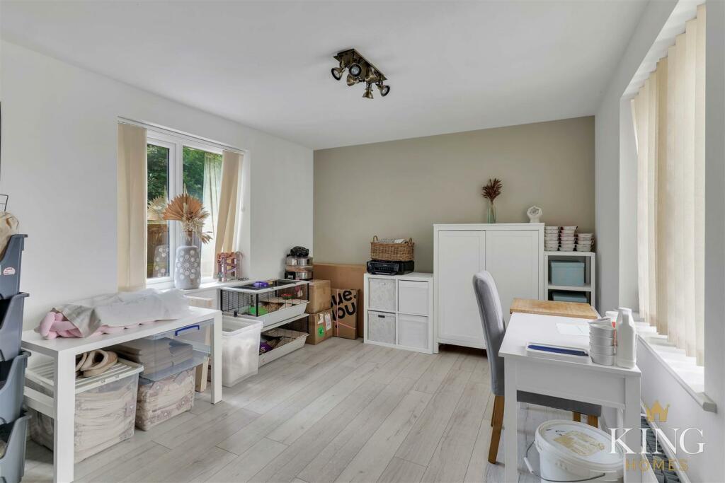 Additional image 9 of Chestnut Way, Bidford-On-Avon, Alcester