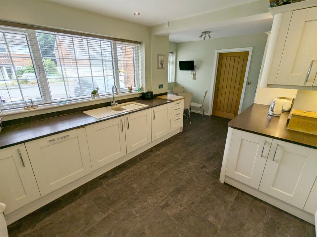 Additional image 4 of Windrush Road, Hollywood