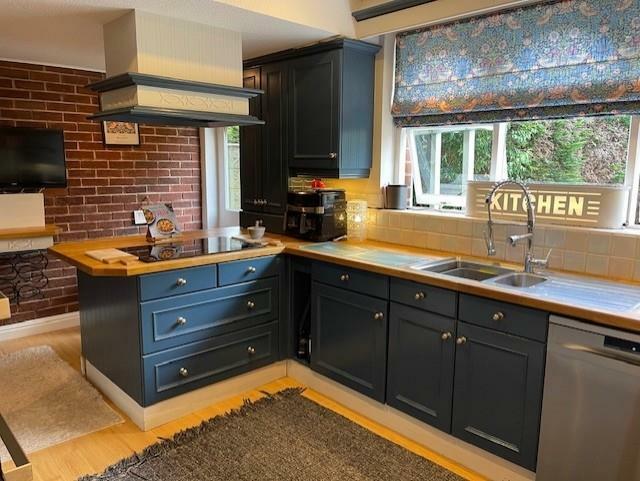 Additional image 25 of Manor Abbey Road, Halesowen