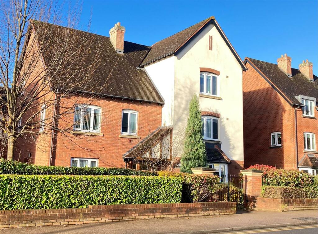 263 Lichfield Road, Four Oaks, Sutton Coldfield