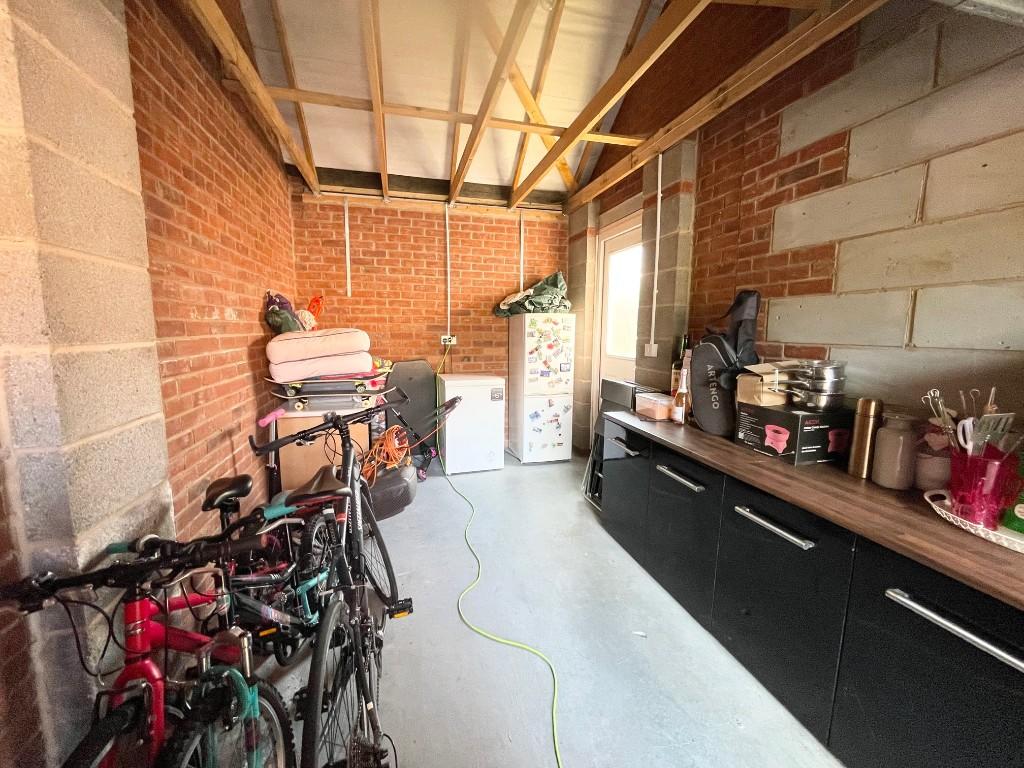 Additional image 27 of Fish Ponds Way, Birmingham, B43