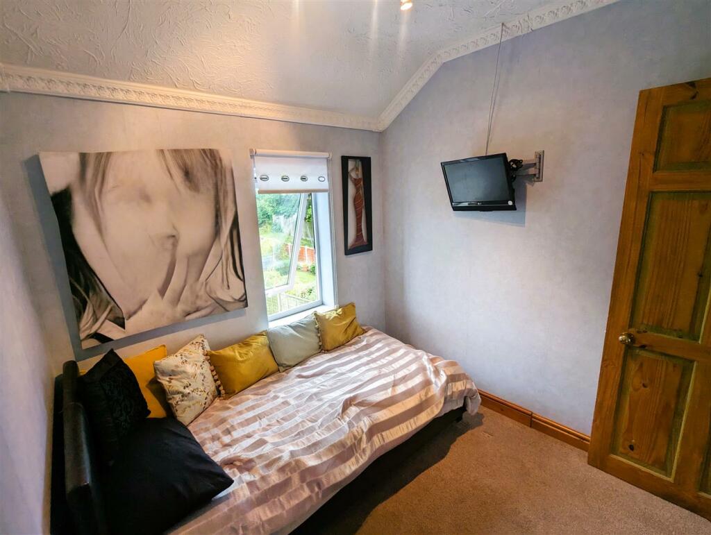 Additional image 8 of Long Lane, Halesowen