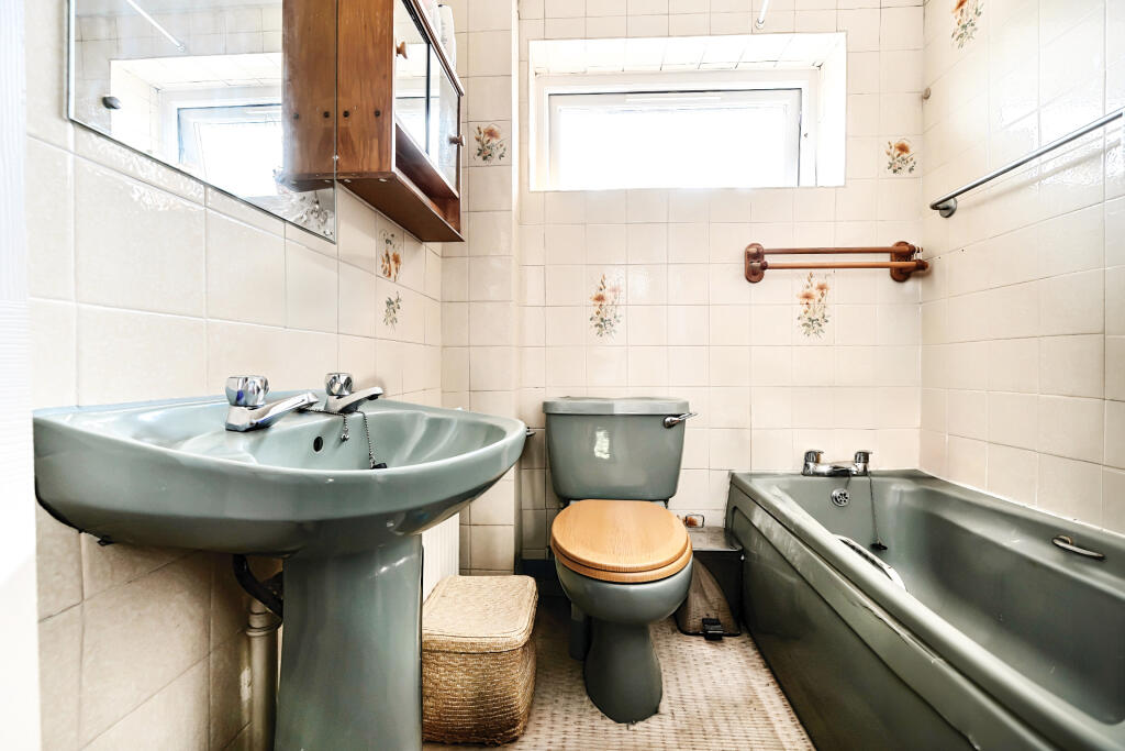 Additional image 10 of Willow Close, Bromsgrove