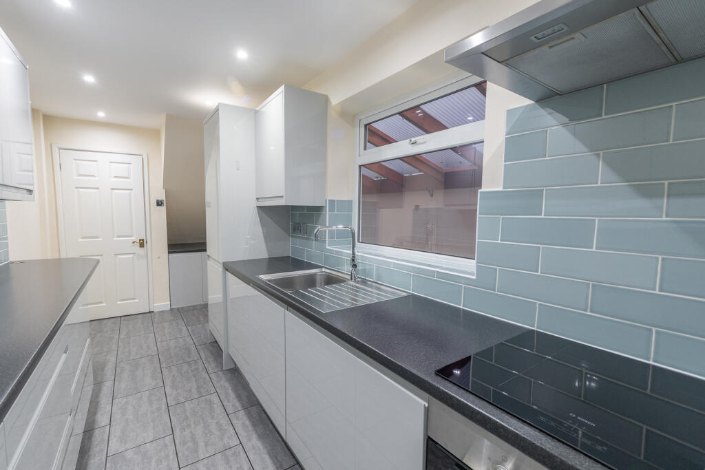 Additional image 10 of Willow Road, Bromsgrove, Worcestershire, B61