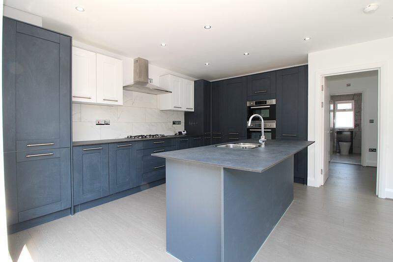 Additional image 18 of 68a Beechcroft Crescent, Sutton Coldfield, B74 3SH