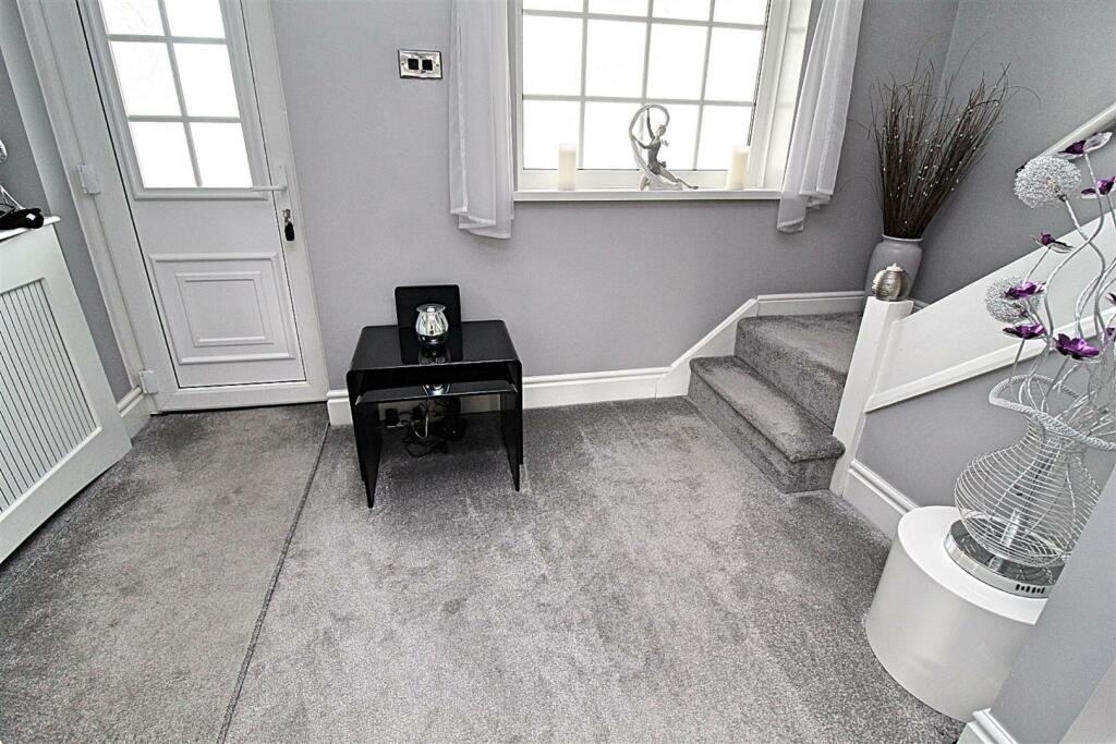 Additional image 13 of Park Hall Crescent, Castle Bromwich