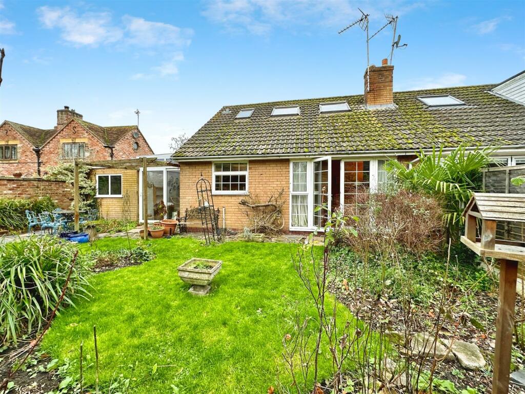 Additional image 31 of Moorfield Road, Alcester