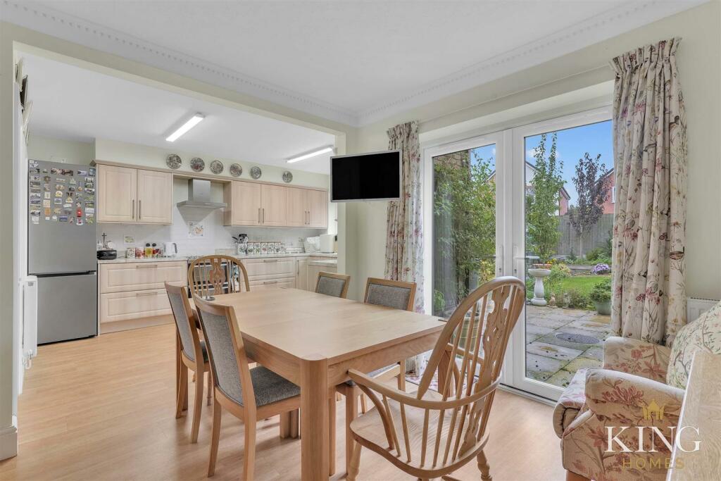 Additional image 4 of Holt Gardens, Studley