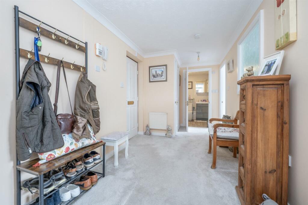 Additional image 9 of Chestnut Walk, Henley-In-Arden