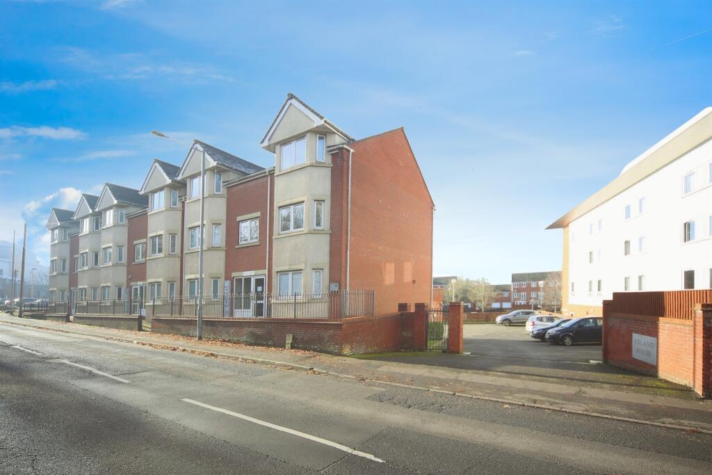 Additional image 16 of Hewell Road, Redditch