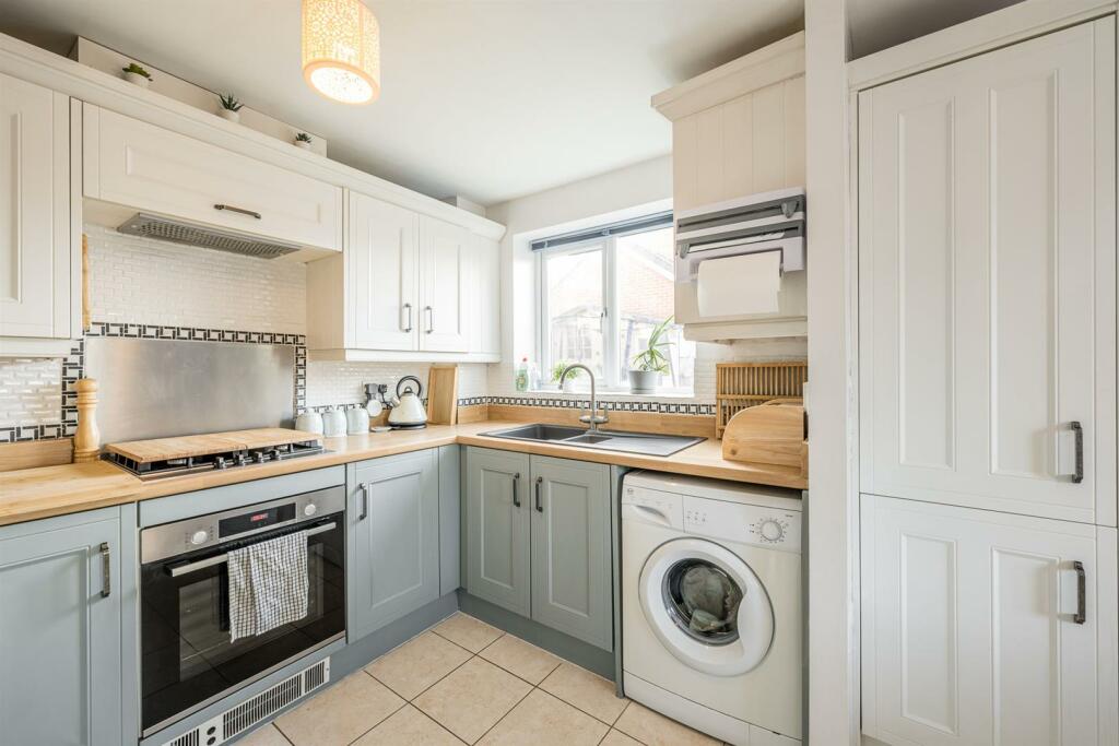 Additional image 2 of Sandwell Grove, Cradley Heath, B64 5DB