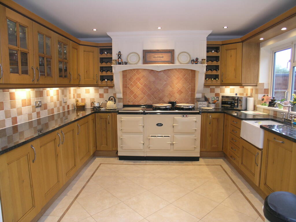 Additional image 6 of HALESOWEN, Longlands Road