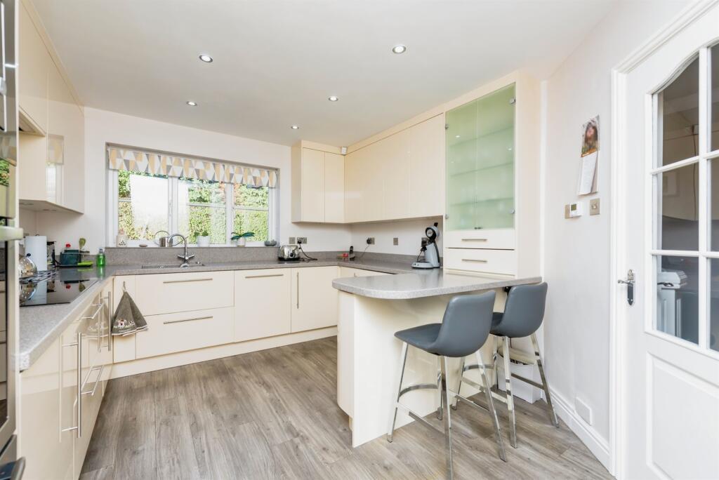 Additional image 16 of Hollyfield Court, Sutton Coldfield
