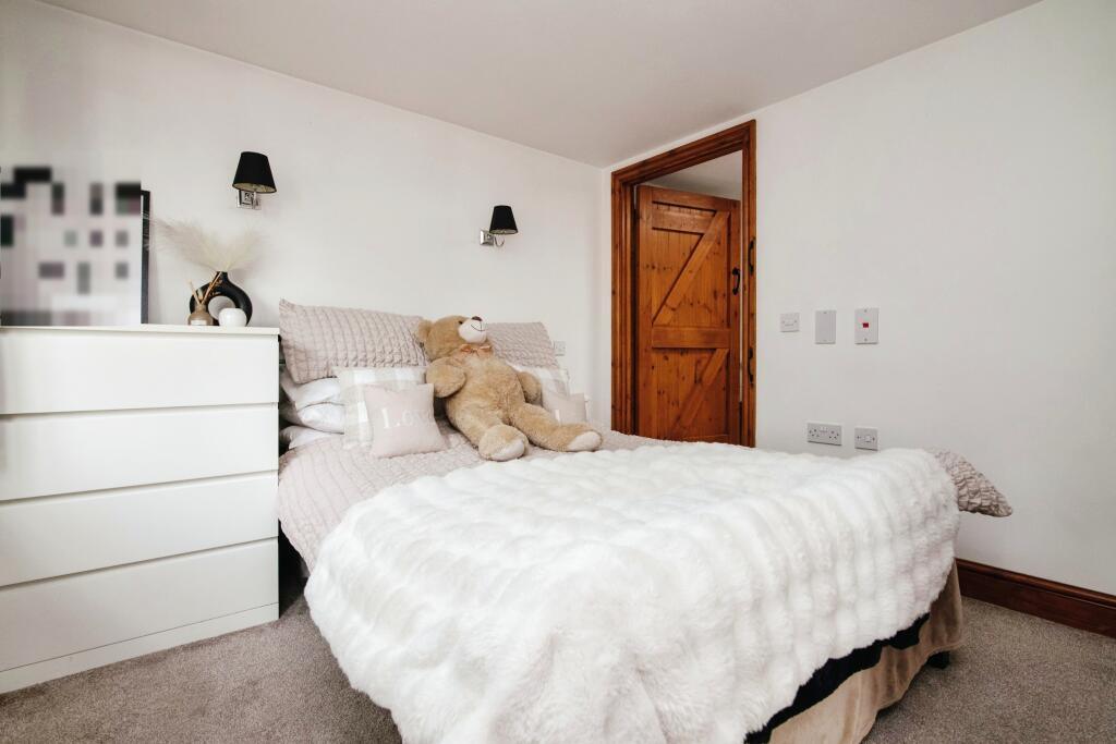 Additional image 28 of The Slough, Studley, Warwickshire, B80