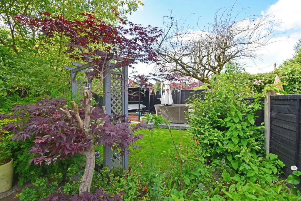 Additional image 20 of 10 The Crescent, Bromsgrove, Worcestershire, B60 2DE