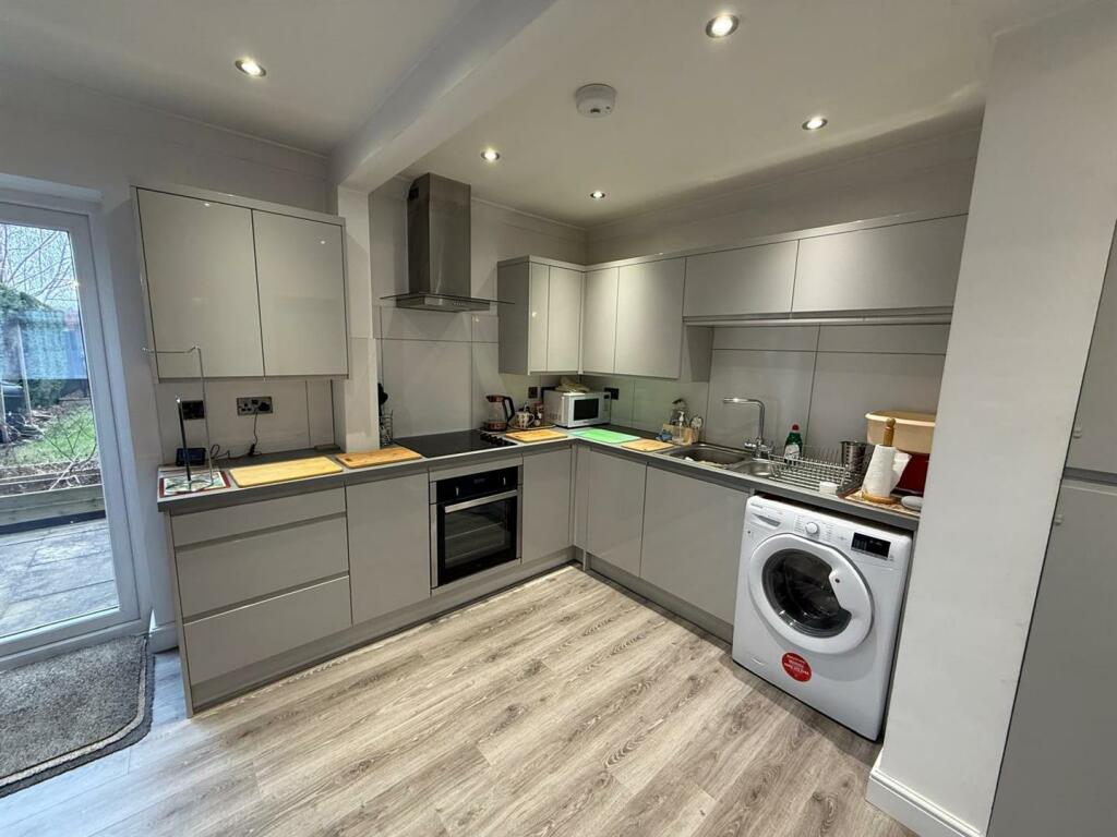 Additional image 3 of Valley Road, Cradley Heath, B64 7LX