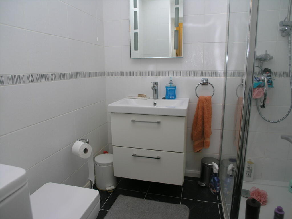 Additional image 12 of HALESOWEN, Garland Crescent