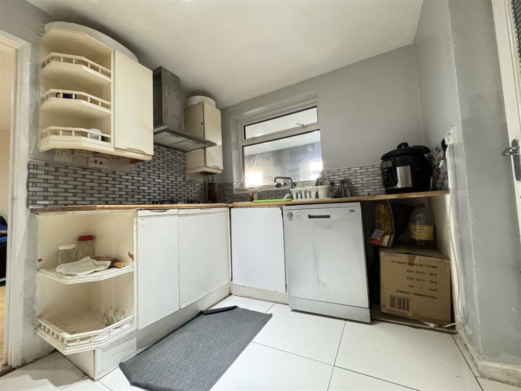 Additional image 8 of Jill Avenue, Great Barr, Birmingham