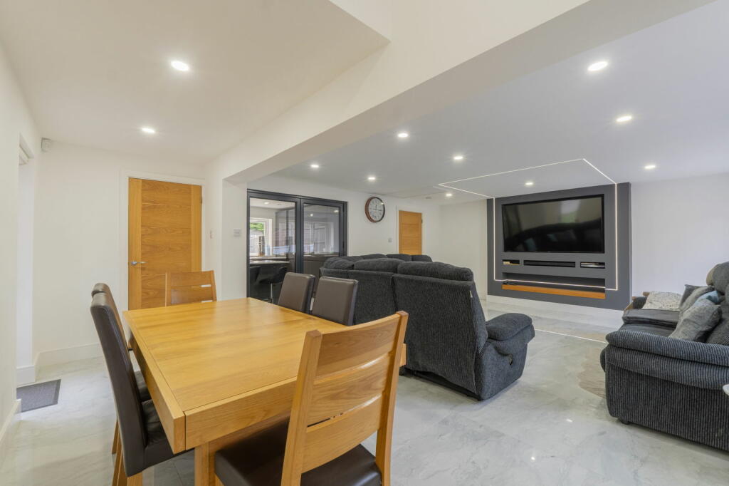 Additional image 9 of Brookfield Close, Hunt End, Redditch, B97 5LL