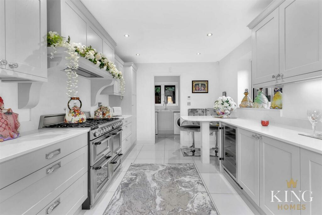 Additional image 20 of Archer Close, Studley