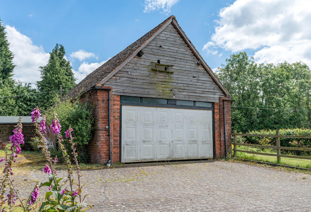 Additional image 29 of Illey Lane, Halesowen