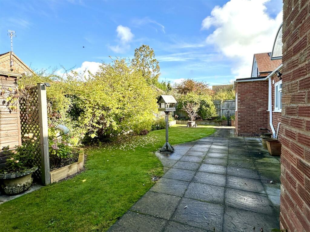 Additional image 16 of Oak Tree Lane, Cookhill, Alcester