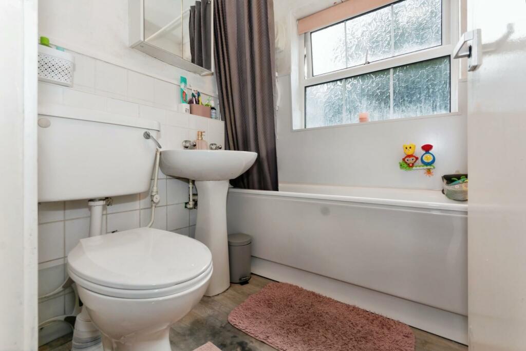 Additional image 14 of St. Lawrence Close, Knowle, Solihull