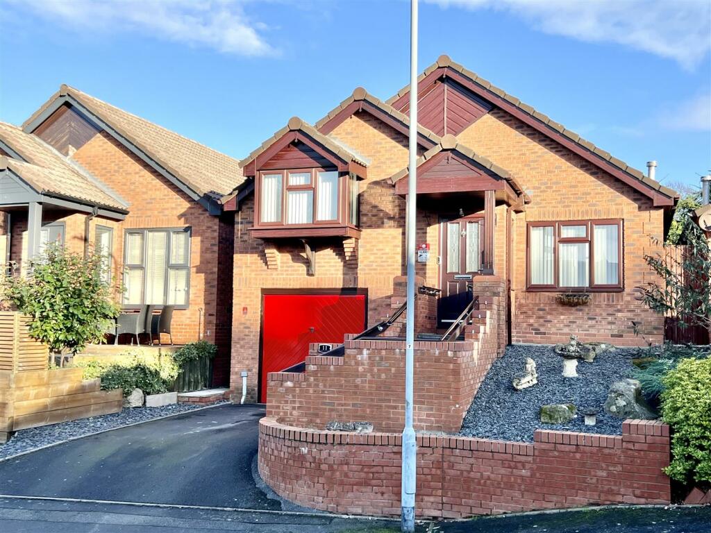 Additional image 17 of Spinners End Drive, Cradley Heath