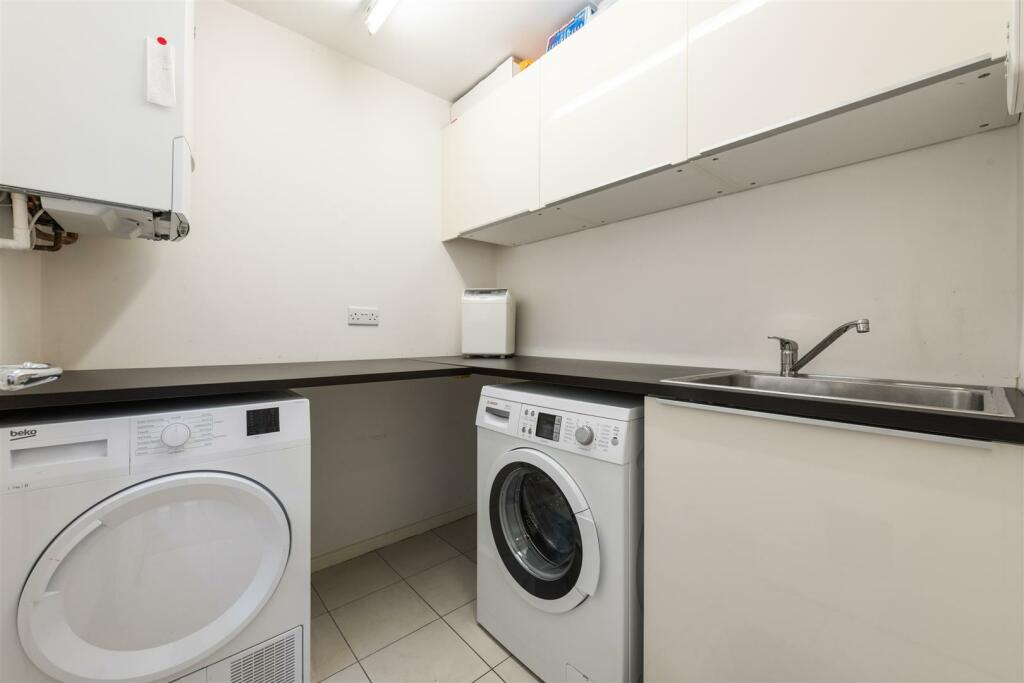 Additional image 10 of Hanbury Road, Dorridge