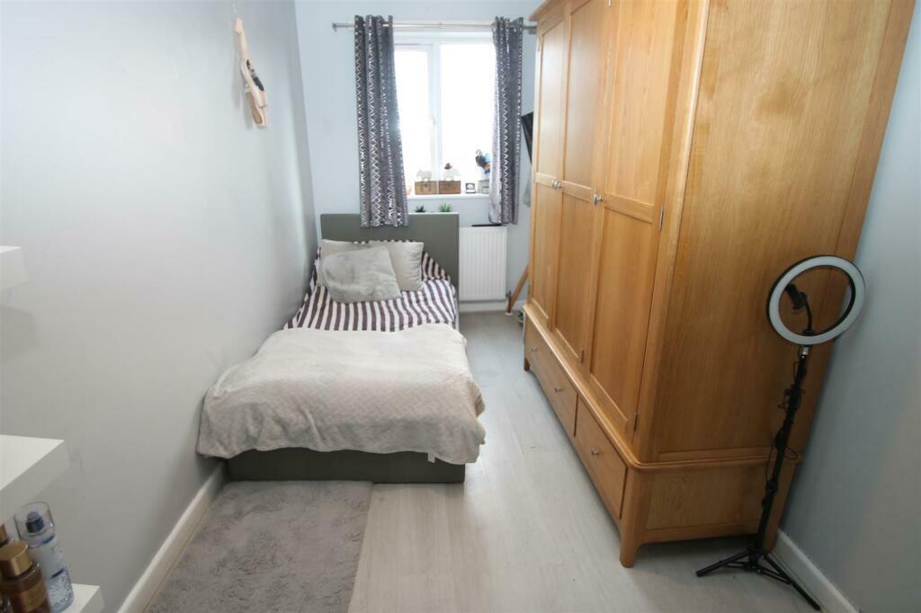 Additional image 20 of Manor Lane, Halesowen, B62