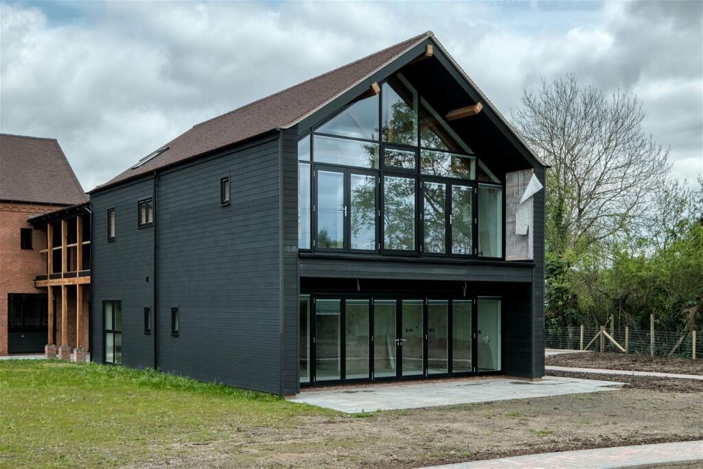 Additional image 19 of 4 Lion & Lamb Barns, Droitwich Road, Bradley Green B96 6RP