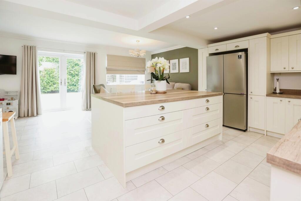 Additional image 10 of Parkfield Drive, BIRMINGHAM