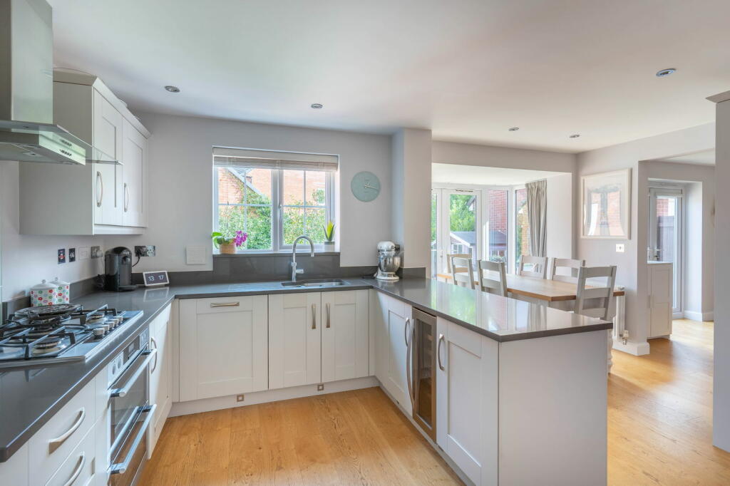 Additional image 3 of Rectory Gardens, Alvechurch, B48 7TH