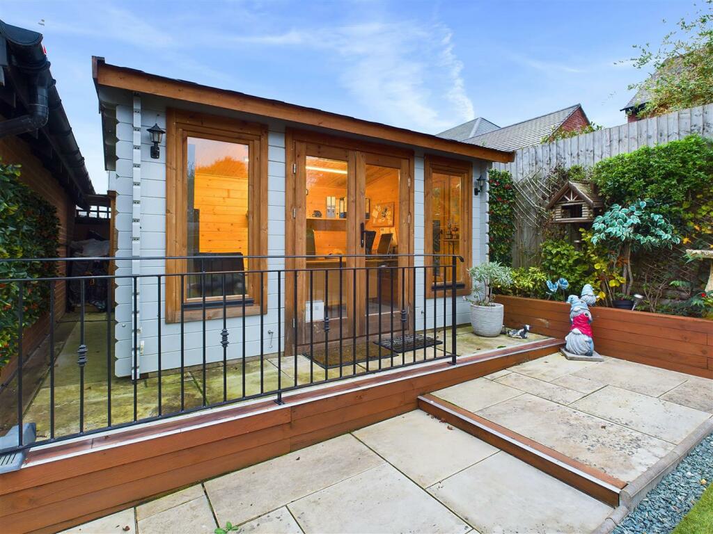 Additional image 43 of Cornflower Close, Tamworth