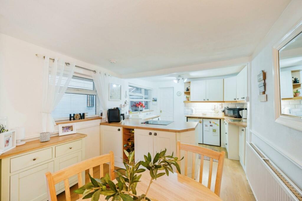 Additional image 7 of Beyer Close, Tamworth