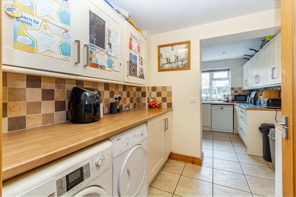 Additional image 7 of Fulton Close, Bromsgrove. B60
