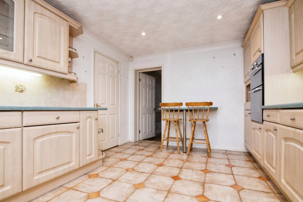 Additional image 17 of Hollies Rise, Cradley Heath, B64