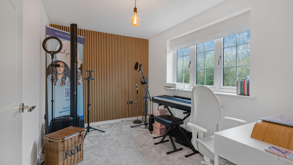 Additional image 21 of Pastures Drive, Tidbury Green, B90