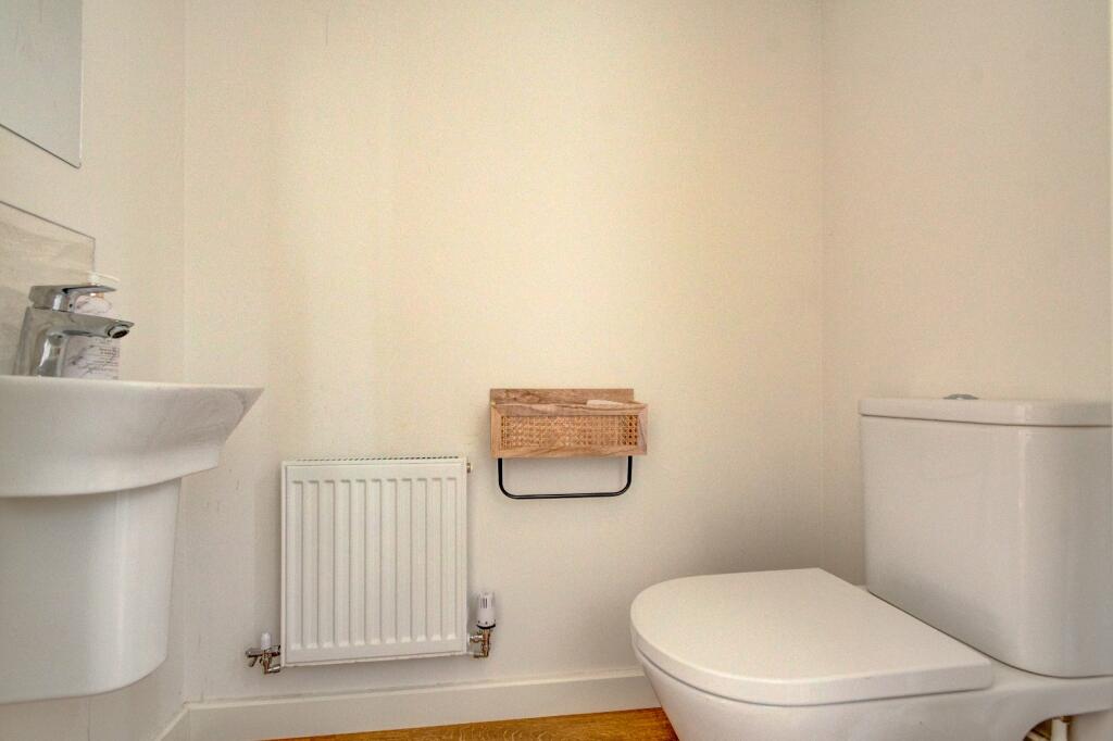 Additional image 16 of Mayors Drive, Alcester, Warwickshire, B49