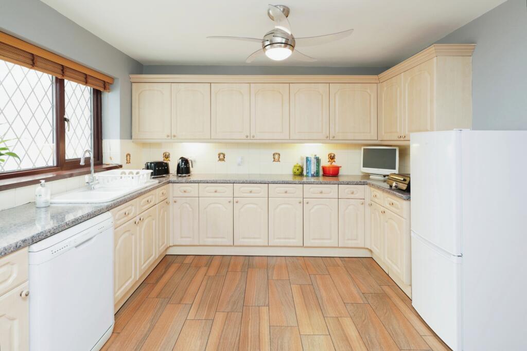 Additional image 3 of Chattle Hill, Lichfield Road, Coleshill, Birmingham, B46