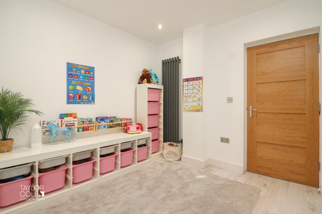 Additional image 12 of Fisher Close, Tamworth