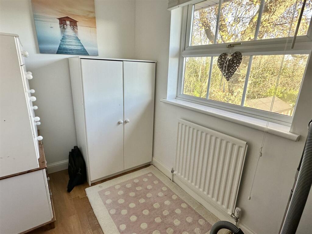 Additional image 31 of Coleshill Close, Hunt End, Redditch