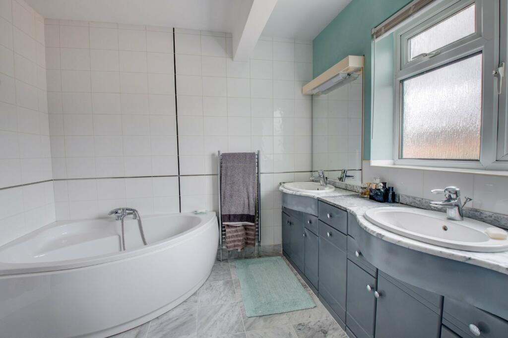 Additional image 9 of Fox Lane, Bromsgrove, Worcestershire, B61