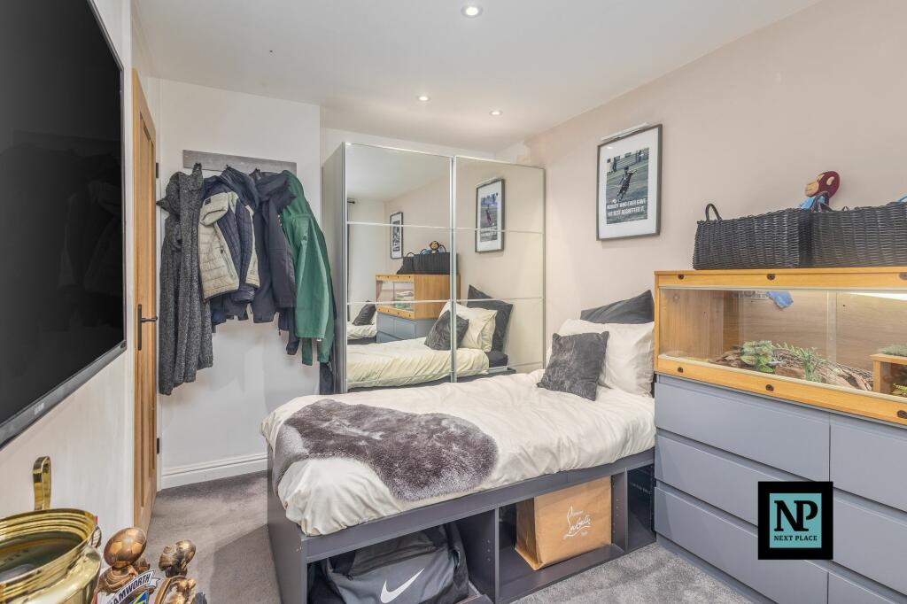 Additional image 18 of Foxglove, Amington, B77