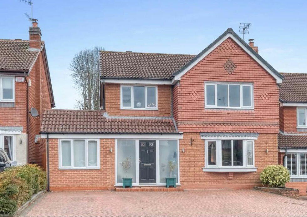 Hill Rise View, Lickey End, Bromsgrove, B60 1GA